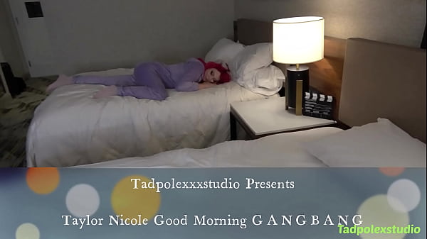 The Gang Pounds Taylor Nicole’s Pussy Senseless In Mornin’ Fuck!